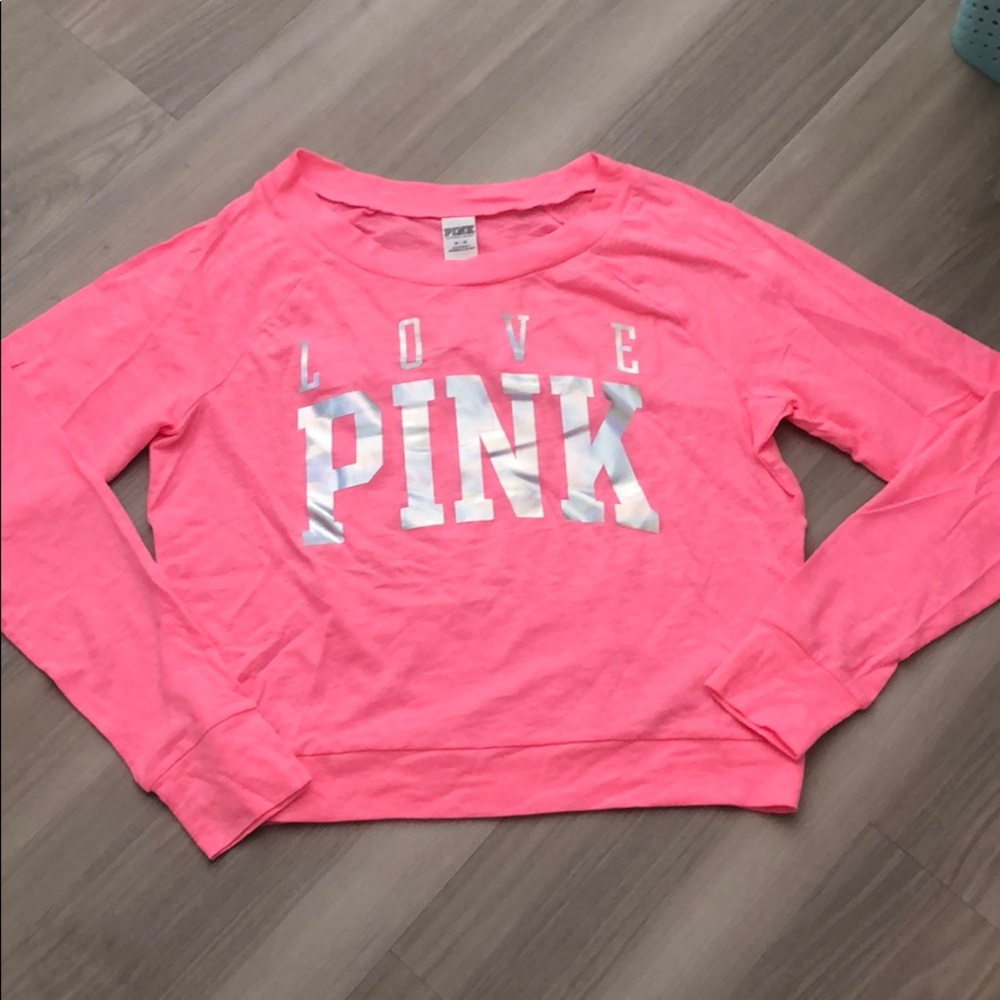VS Pink cropped long sleeve shirt